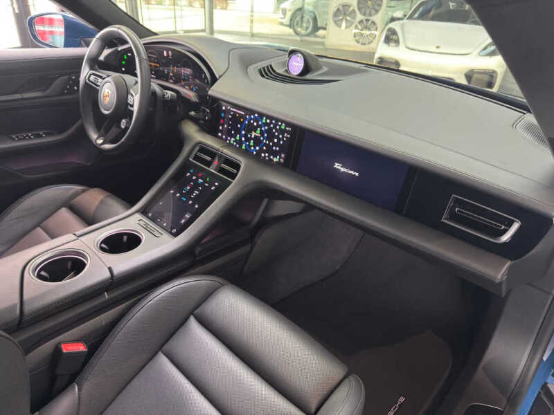 2023 Porsche Taycan GTS Sport Turismo