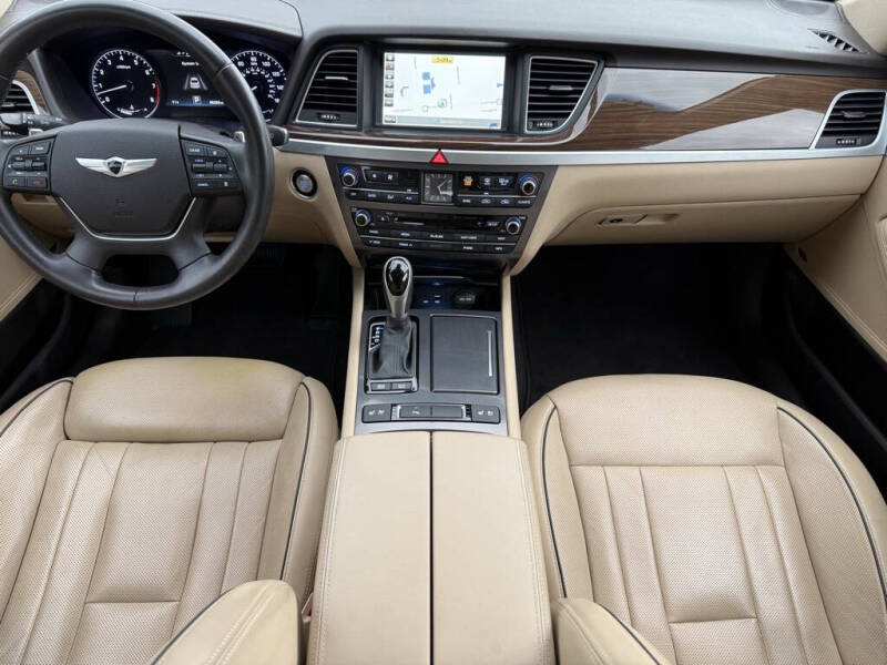 2015 Hyundai Genesis