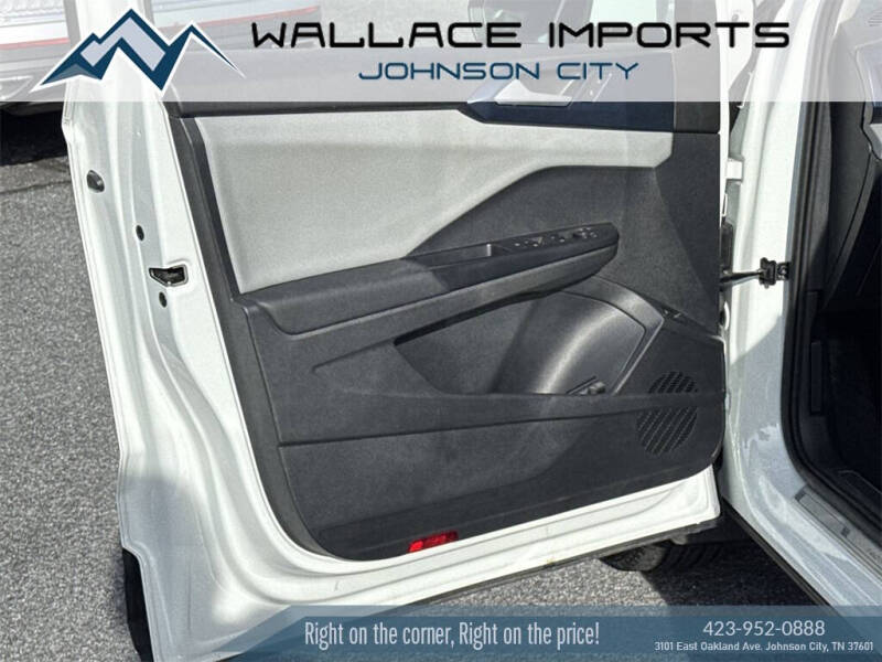 2022 Volkswagen Taos SE 4Motion