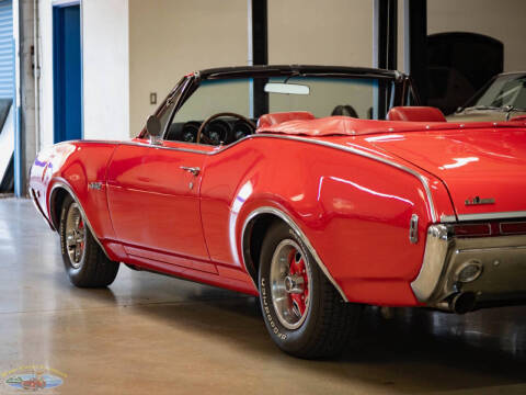 1968 Oldsmobile Cutlass Supreme