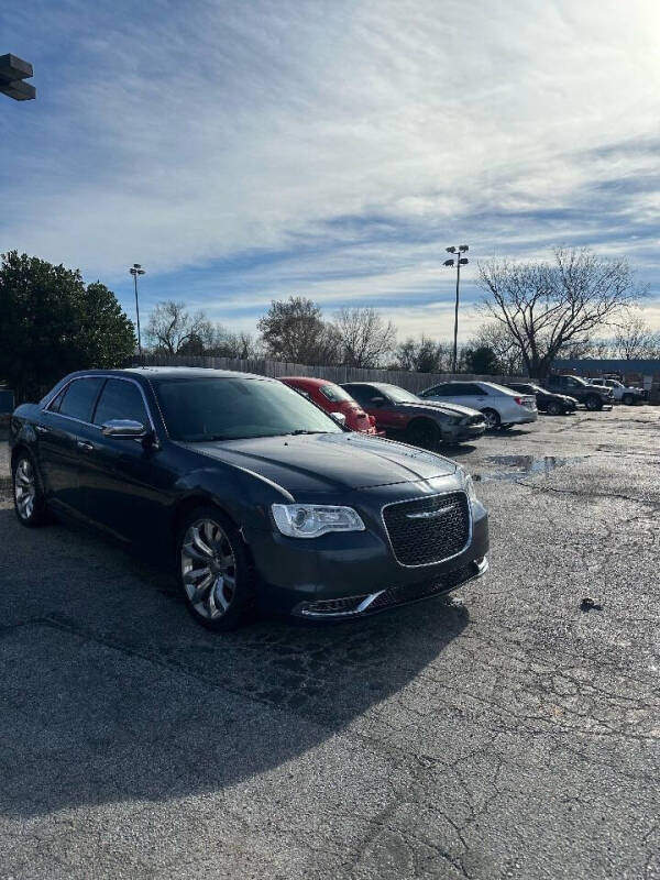 2017 Chrysler 300 C