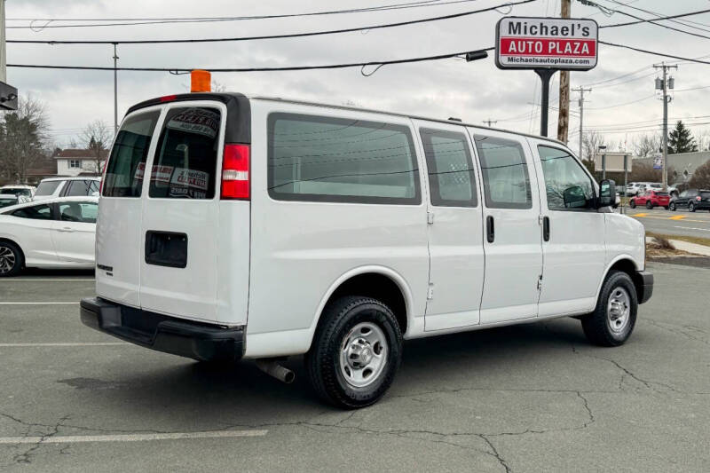 2016 Chevrolet Express 2500