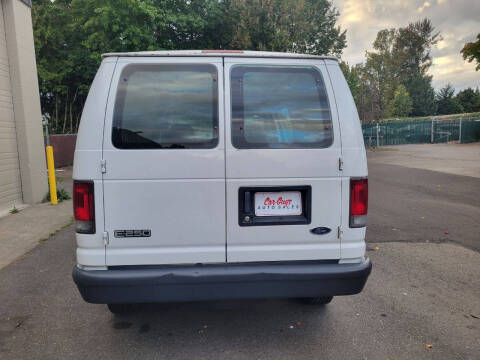 2005 Ford E-Series E-250