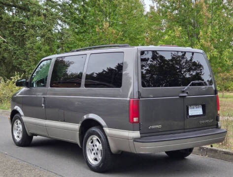 2005 Chevrolet Astro LT