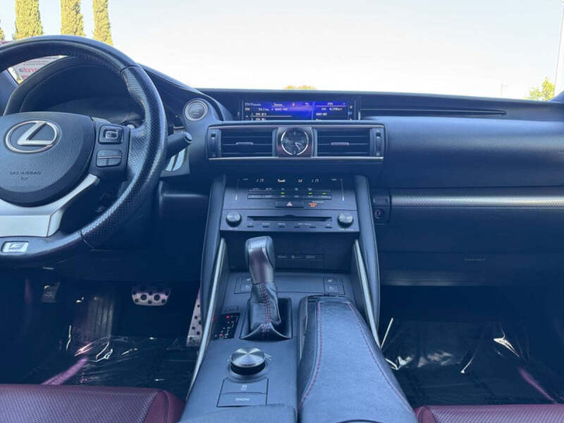 2018 Lexus IS 300