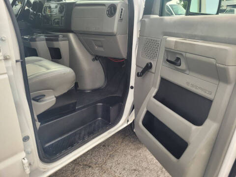 2013 Ford E-Series E-250