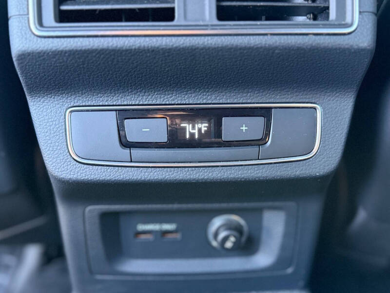 2019 Audi SQ5 3.0T quattro Prestige