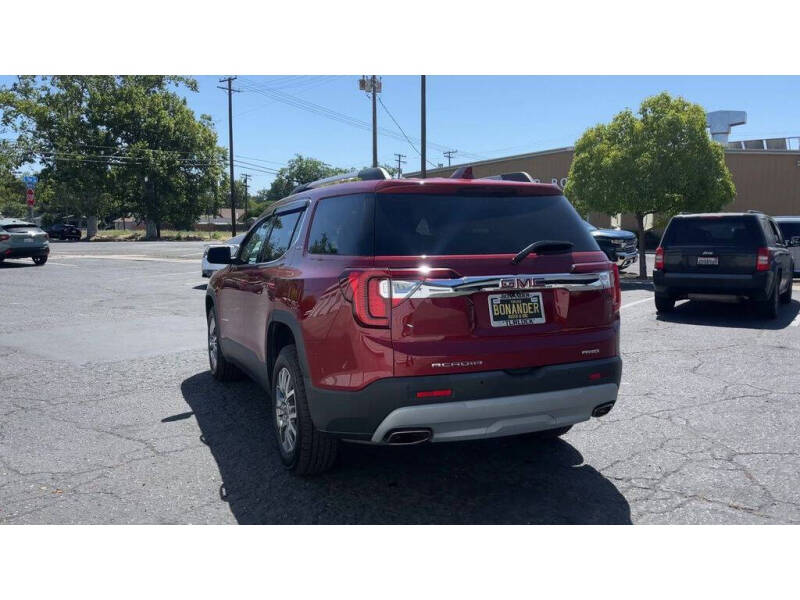 2020 GMC Acadia SLT