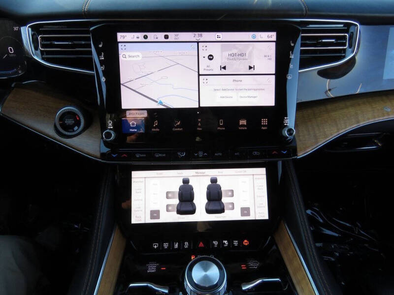 2022 Jeep Grand Wagoneer Series III