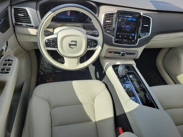 2025 Volvo XC90 T8 Plus Bright Theme 6P