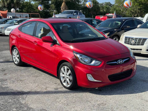 2012 Hyundai Accent GLS