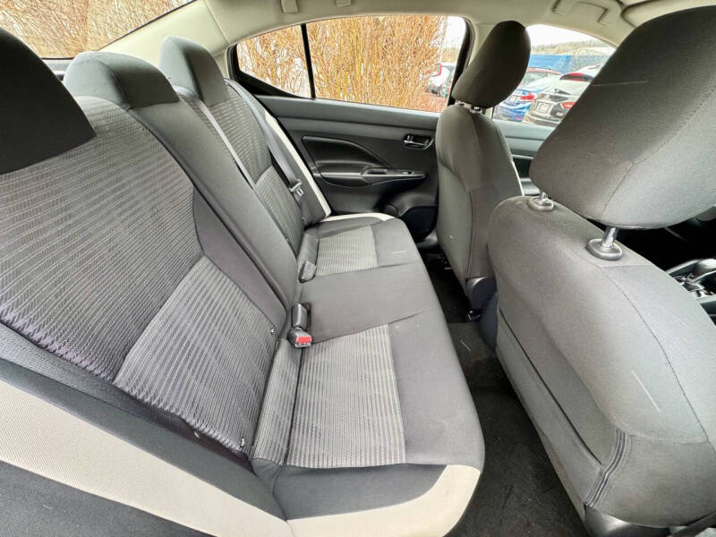 2020 Nissan Versa SV