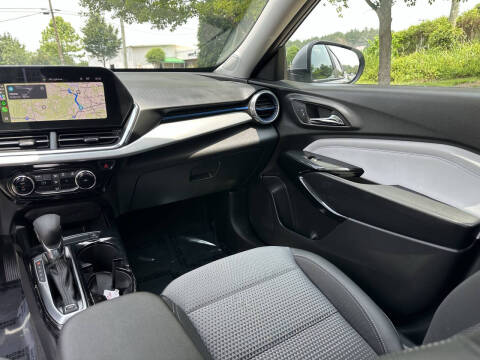 2025 Chevrolet Trax LT