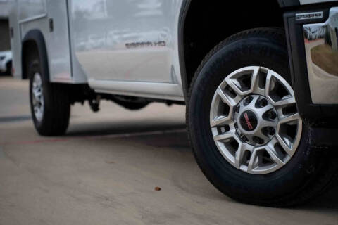 2025 GMC Sierra 2500HD Pro