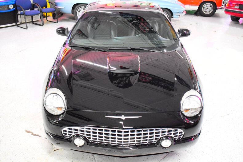 2002 Ford Thunderbird Deluxe