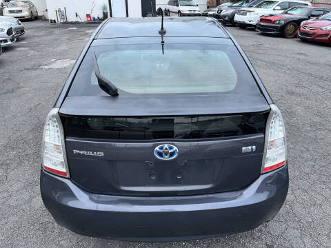 2011 Toyota Prius Two