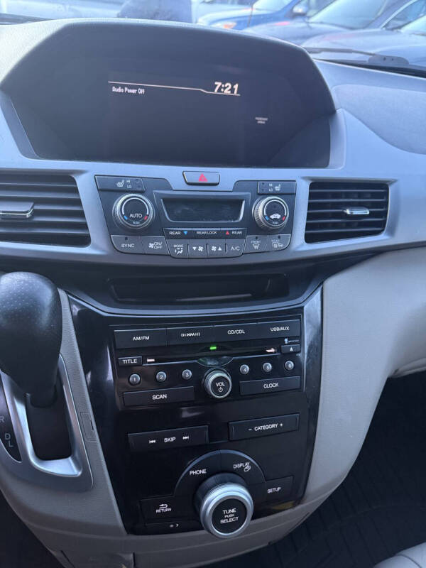 2011 Honda Odyssey EX-L w/DVD