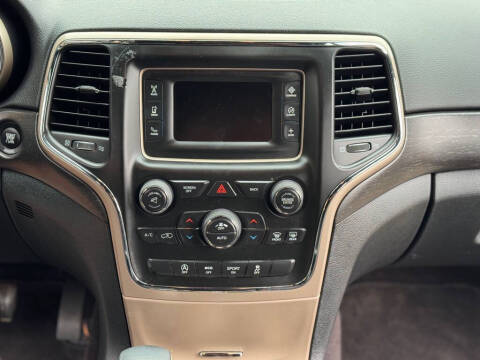 2016 Jeep Grand Cherokee Laredo