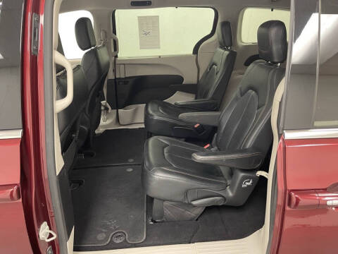 2019 Chrysler Pacifica Touring L