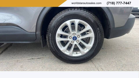 2022 Ford Escape SE