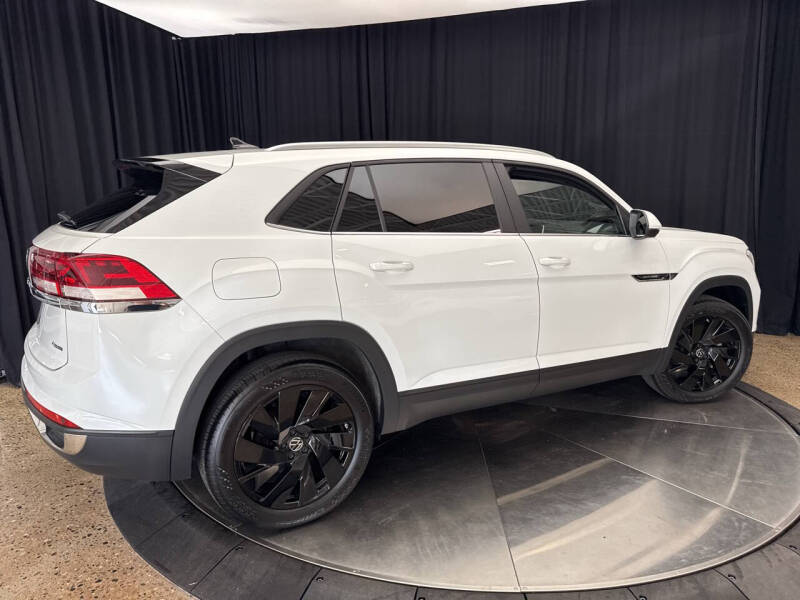 2024 Volkswagen Atlas Cross Sport SE 4Motion