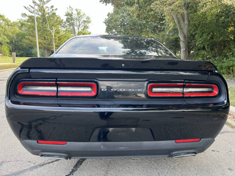 2018 Dodge Challenger SXT