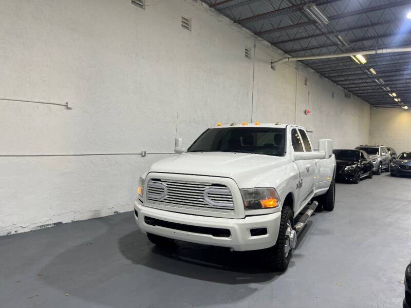 2015 RAM Ram Pickup 3500 for sale at Lamberti Auto Collection in Plantation FL