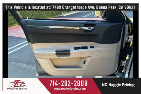 2006 Chrysler 300 SRT-8