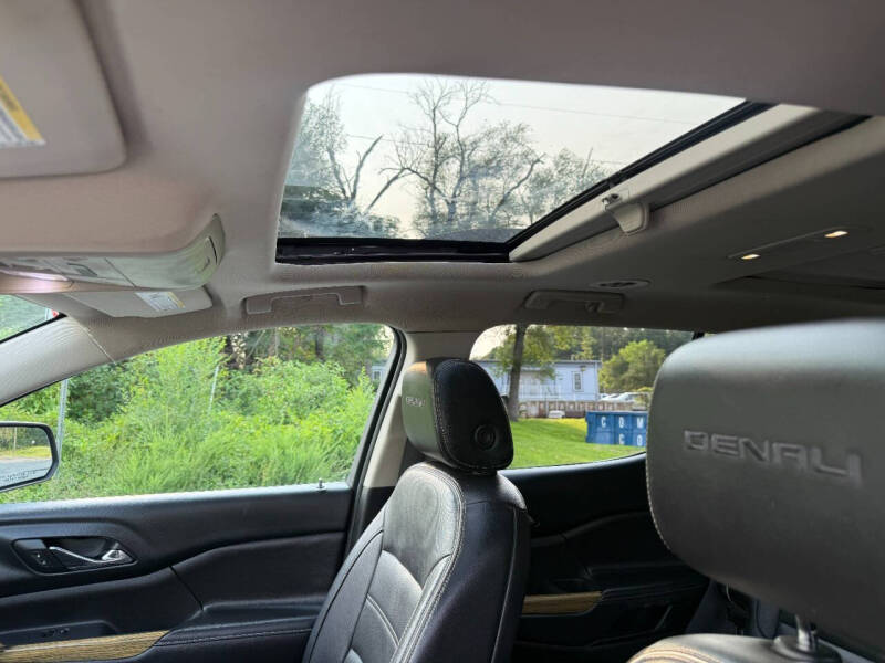 2017 GMC Acadia Denali