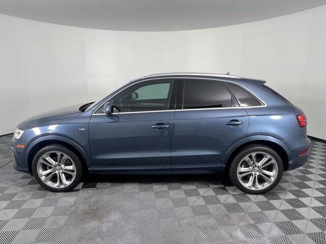 2016 Audi Q3 2.0T quattro Prestige