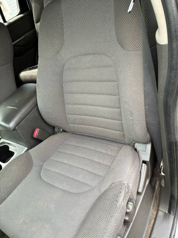 2012 Nissan Pathfinder S