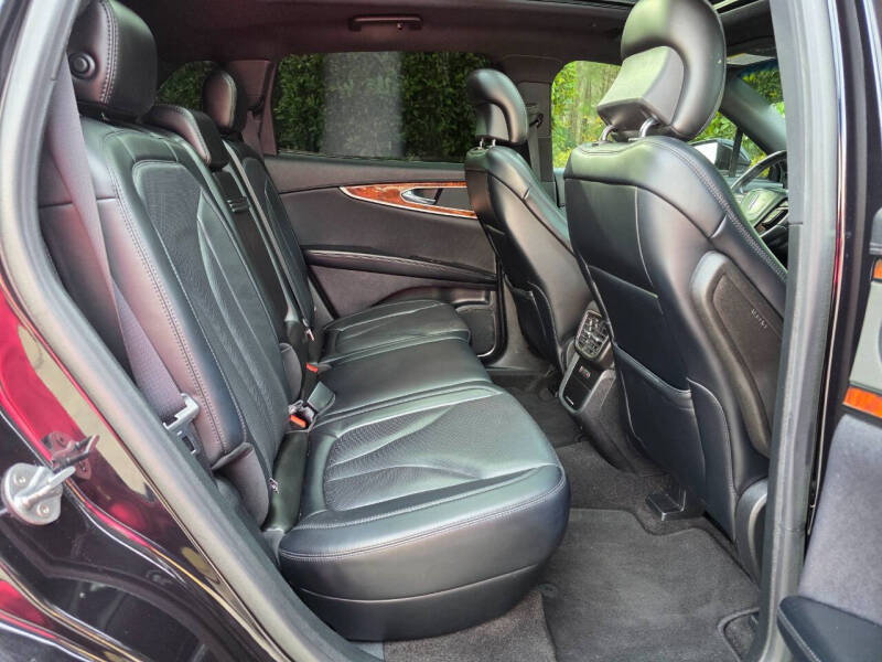 2019 Lincoln Nautilus Reserve