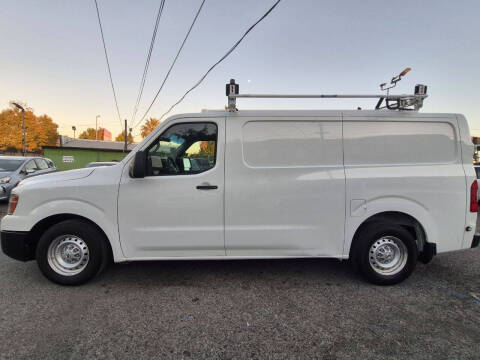 2014 Nissan NV 1500 S