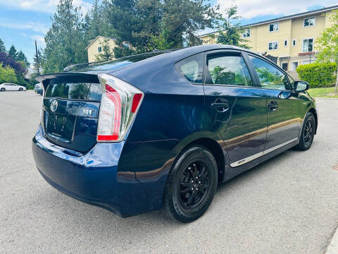 2015 Toyota Prius Two