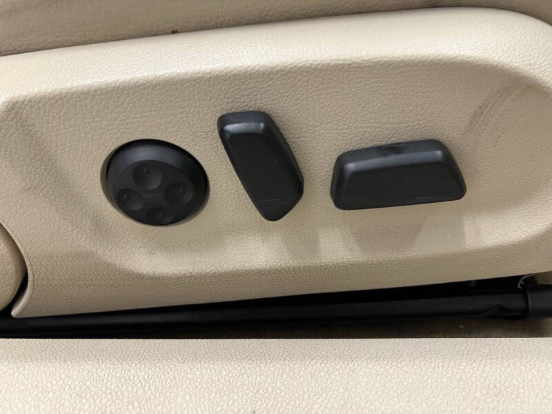 2012 Volkswagen Eos Lux SULEV