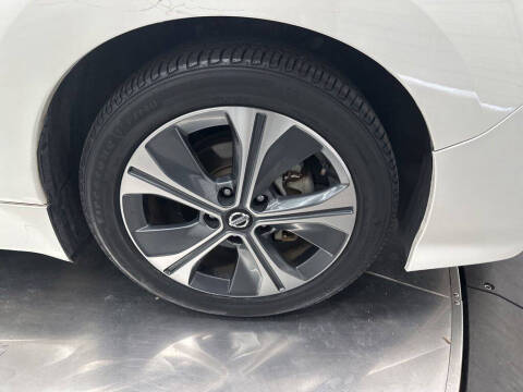 2018 Nissan LEAF SV
