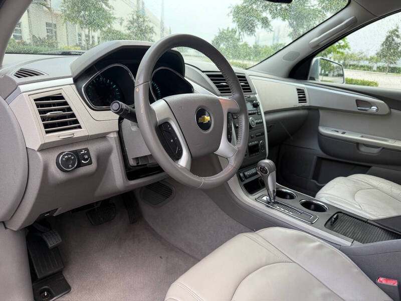 2011 Chevrolet Traverse LT