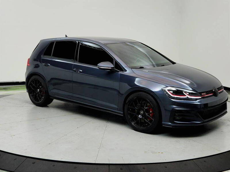 2019 Volkswagen Golf GTI SE