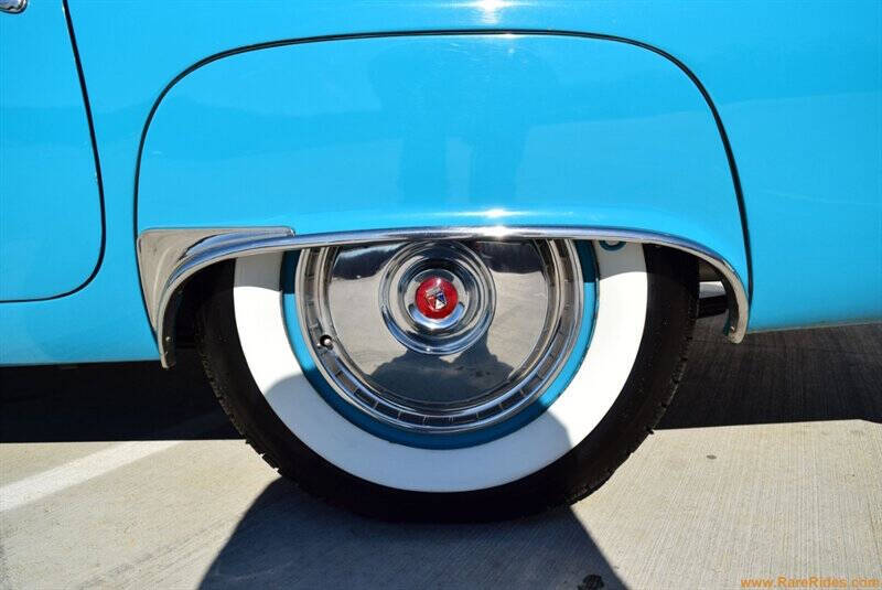 1956 Ford Thunderbird