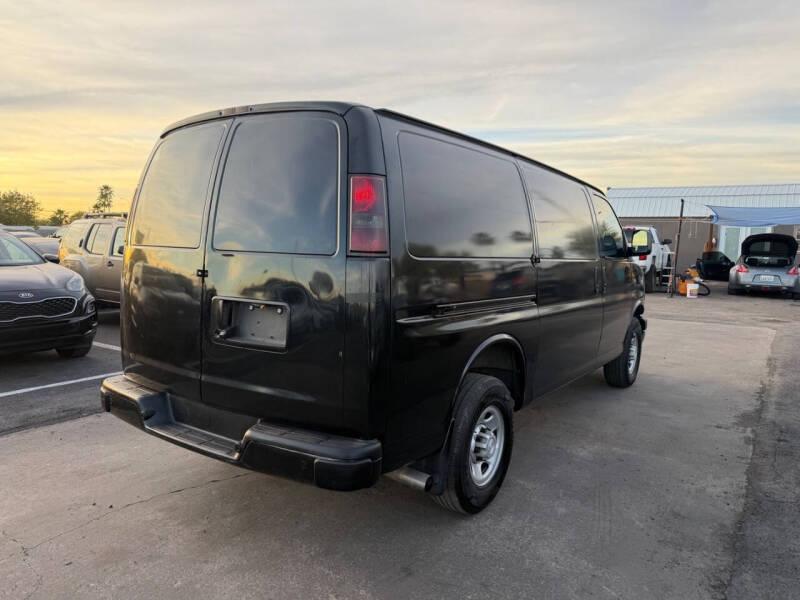 2018 Chevrolet Express 2500
