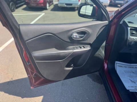 2019 Jeep Cherokee Latitude