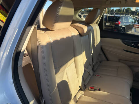 2015 Nissan Rogue SL