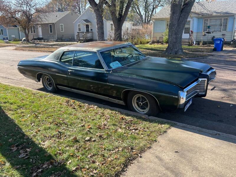 1969 Pontiac Bonneville for sale at World Wide Automotive in Sioux Falls SD