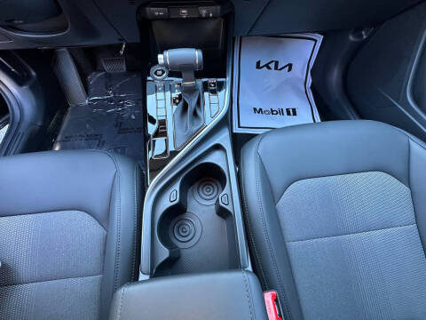 2026 Kia Niro EX
