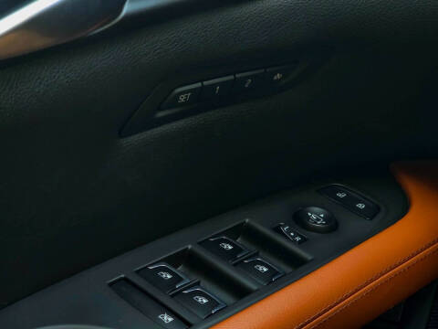 2017 Cadillac CT6 Plug-In Hybrid 2.0T