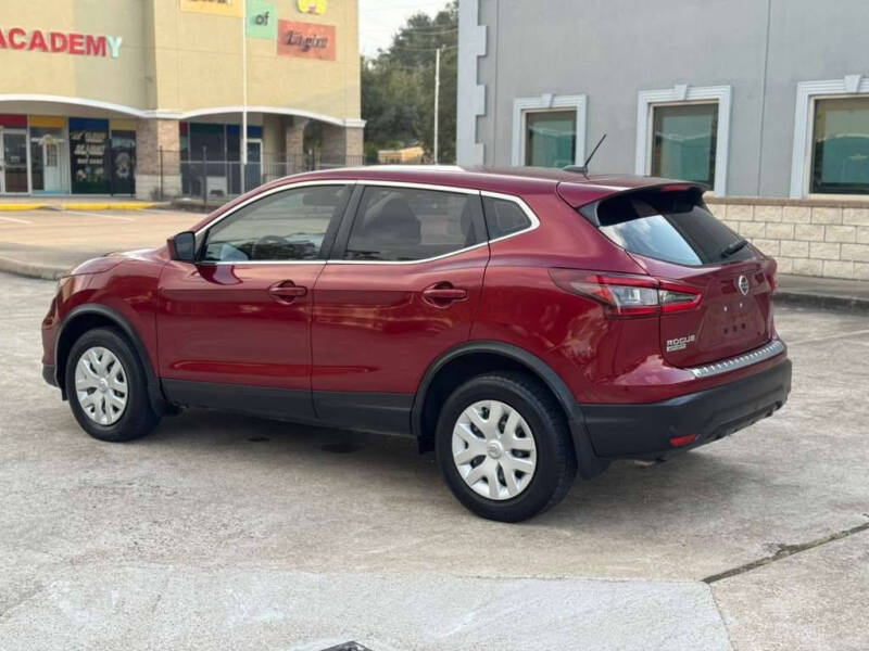 2020 Nissan Rogue Sport S