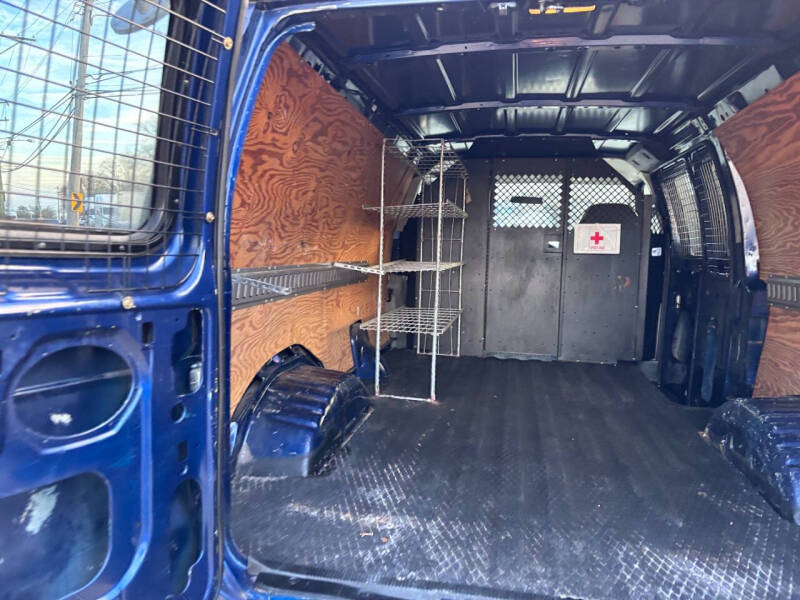 2008 Ford E-Series E-250