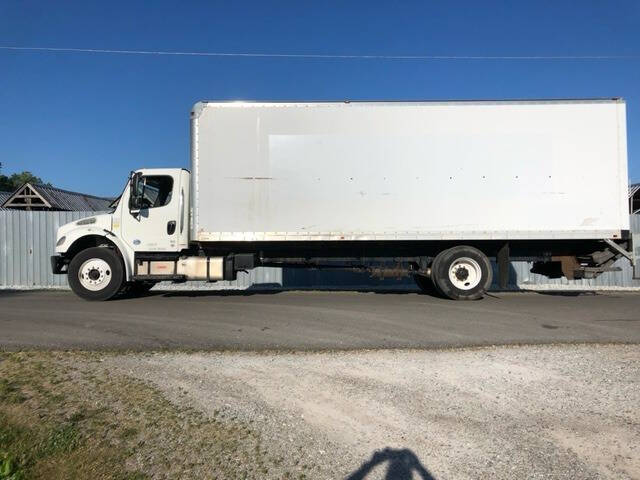 2018 Freightliner M2 106