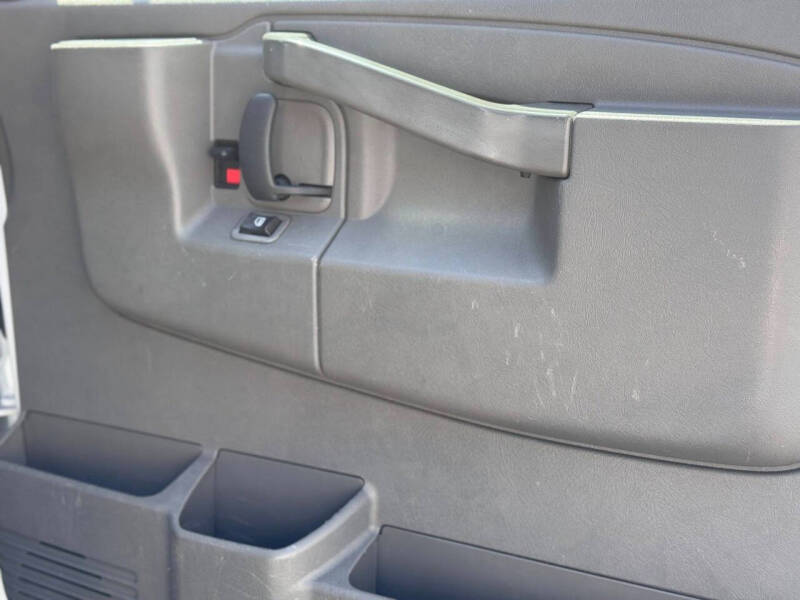 2019 Chevrolet Express 2500