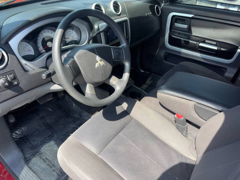 2009 Mitsubishi Raider LS